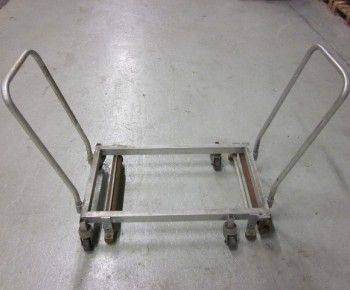 aluminium_piperail_push_trolleys.jpg
